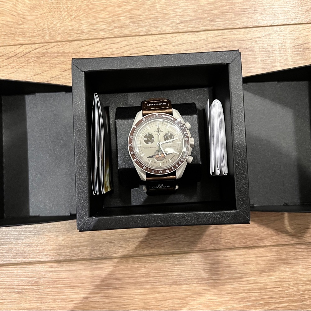 Omega x Swatch: Mission to Saturn